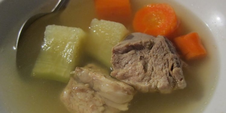 Chinese Pork and Daikon Soup