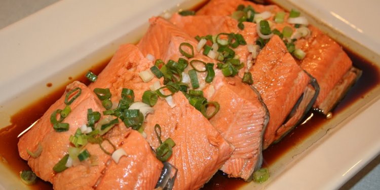 POACHED SALMON CHINESE STYLE