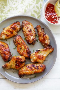 Asian BBQ Wings - Amazing chicken wings marinated with ginger, garlic, soy sauce and honey. Easy recipe you must try in summer! | rasamalaysia.com