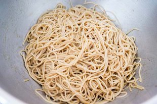asian-noodle-salad-method-600-4