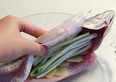 Authentic Chinese Steamed Fish Cooking Process | omnivorescookbook.com