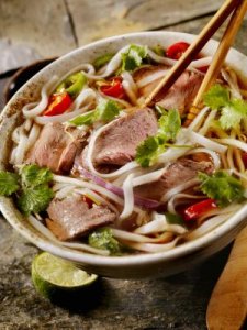 Beef Pho - Lauri Patterson / Getty Images