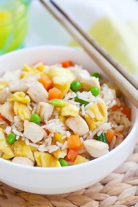 Chicken fried rice – a popular fried rice with chicken. Easy chicken fried rice recipe that is healthier & better than regular takeout and takes 20 mins | rasamalaysia.com