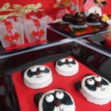 chinese new year desserts, chinese new year party, dragon cupcakes, dragon treats, panda cookies, cherry blossom cupcakes, fortune cookies, chinese takeout boxes, chinese desserts