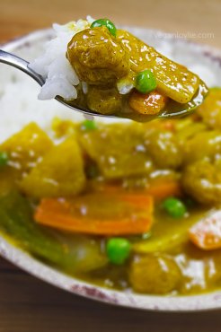 Chinese Vegetable Curry with Jicama and Soya Chunks (Textured Vegetable Protein)