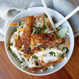 Chrissy Teigen's Chinese Chicken Salad - Rumbly in my Tumbly