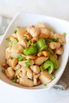 Crazy delicious and super easy cashew chicken recipe. Follow my recipe and make the MOST amazing, tender, silky smooth cashew chicken that is better than takeouts | rasamalaysia.com