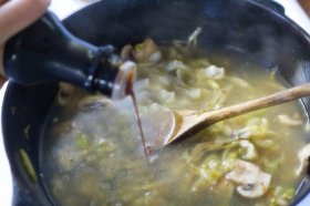 How to Make Homemade Chinese Vegetable Soup