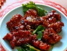 Peking Pork Chops – The tenderness and juiciness of the pork coupled with the sweet,  tart and smoky taste of the sauce makes this a perfect dish to serve with steamed rice. | rasamalaysia.com