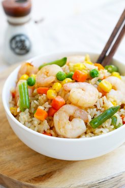 Shrimp fried rice - the easiest shrimp fried rice recipe that takes only 20 mins from prep to dinner table. Healthier and much better than Chinese takeout | rasamalaysia.com