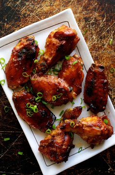 Sticky Chinese Oven Baked Chicken Wings - sticky, sweet, salty with a mild touch of chili. Great party food!