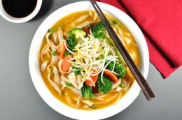 Vegetarian Dan Dan Noodle Soup - on the table in 15 min, 300cal, it's a flavour explosion in a bowl. I want the soup stock on tap!